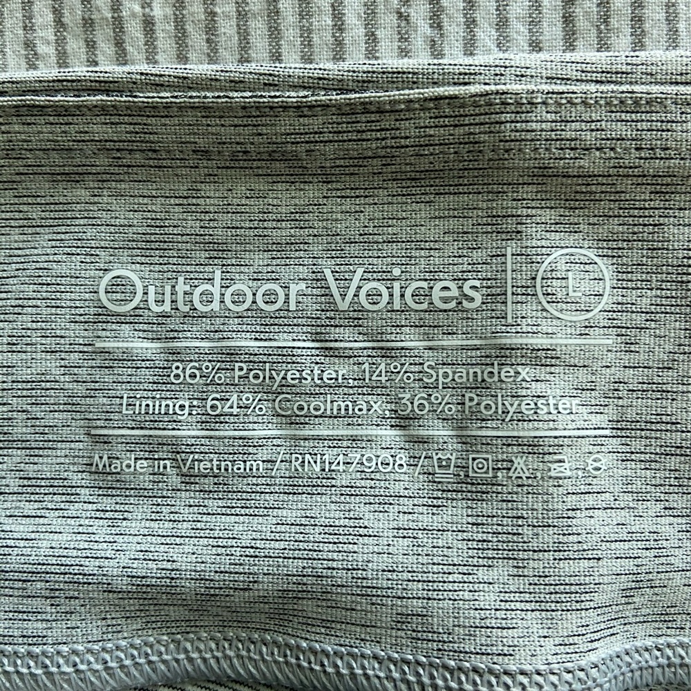 NWT Outdoor Voices 10” Warmup Short